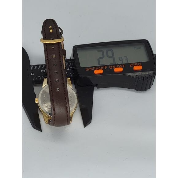 Vintage  Mickey Mouse Watch Disney Collectible Brown Leather Band Watch - Picture 8 of 9